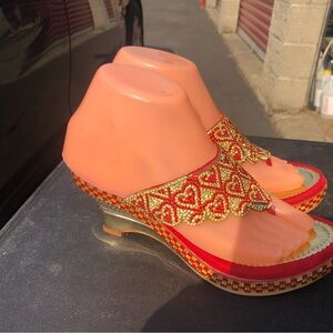 Lady Fashion Women Embellished Sparkly Studded Sandels. RED GOLD Size 8